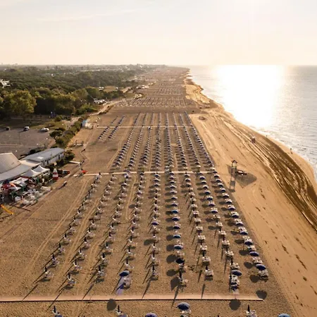 Relaxing 150m From The Sea - Beahost Apartamento Bibione